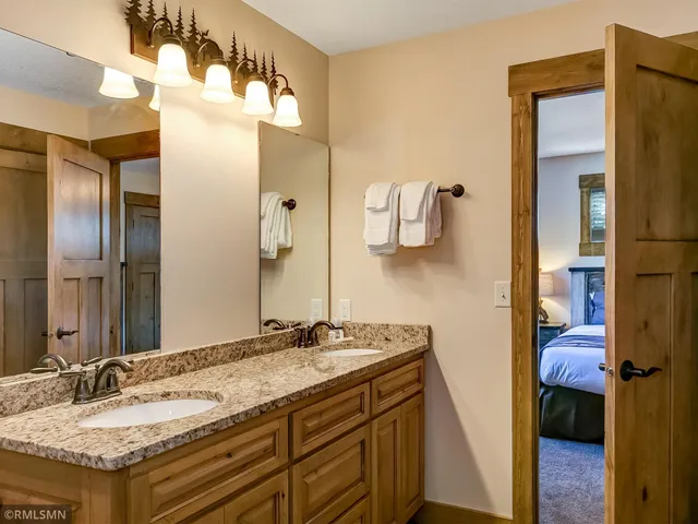 $699,900 | 7965 Lost Lake Road, Unit 3, Nisswa, MN 56468