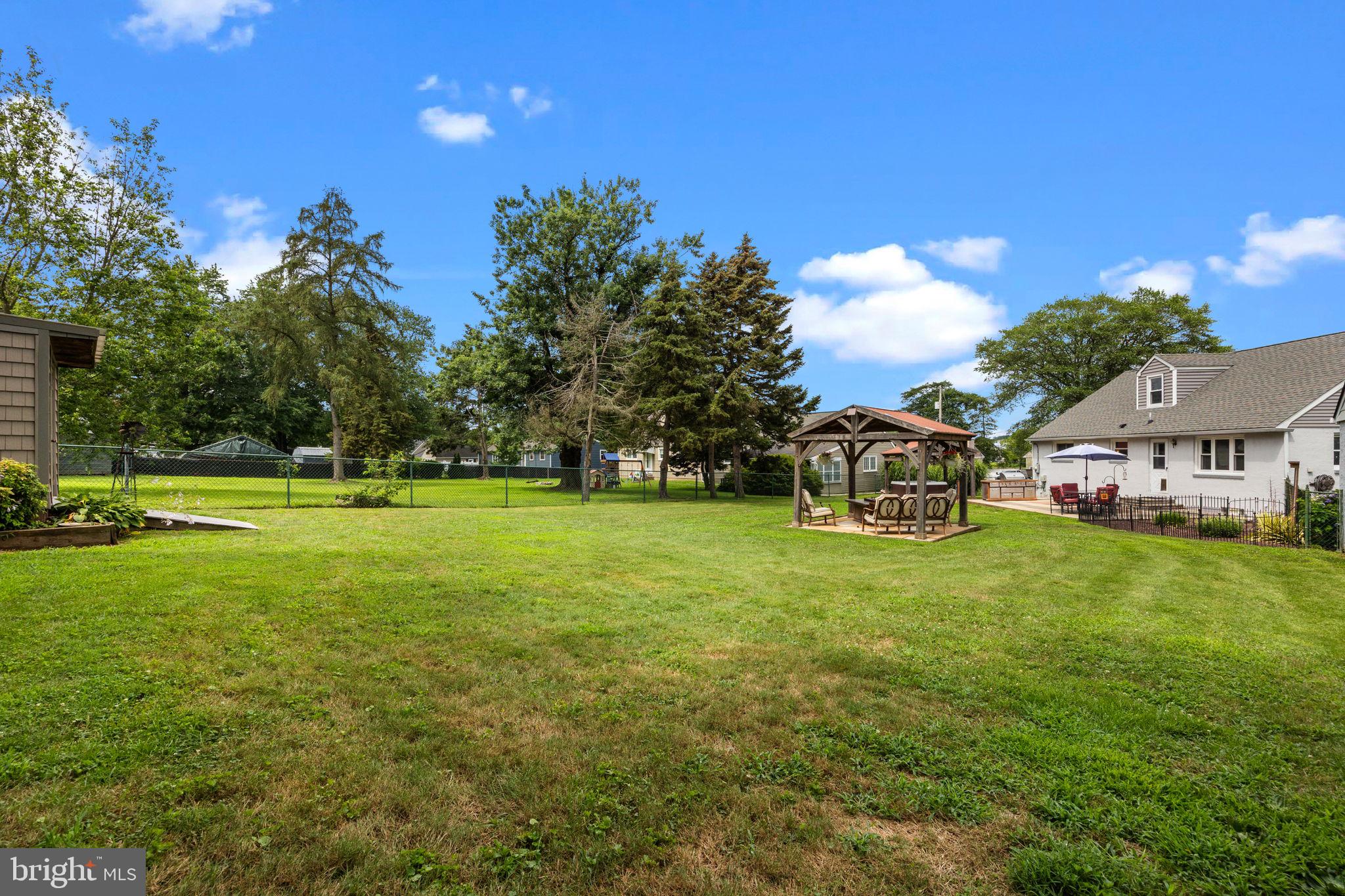 4783 Meeting Road Bensalem, PA 19020 - Photo 36 of 48 Backyard