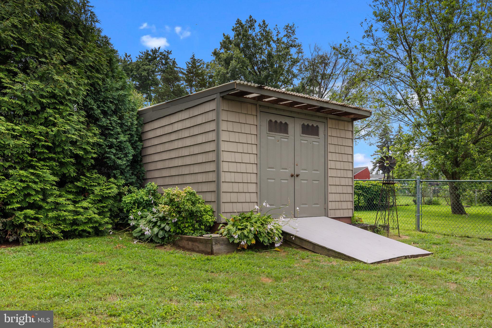 4783 Meeting Road Bensalem, PA 19020 - Photo 38 of 48 Storage Shed