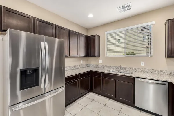 $2,545 | 7742 West Palm Lane, Phoenix, AZ 85035