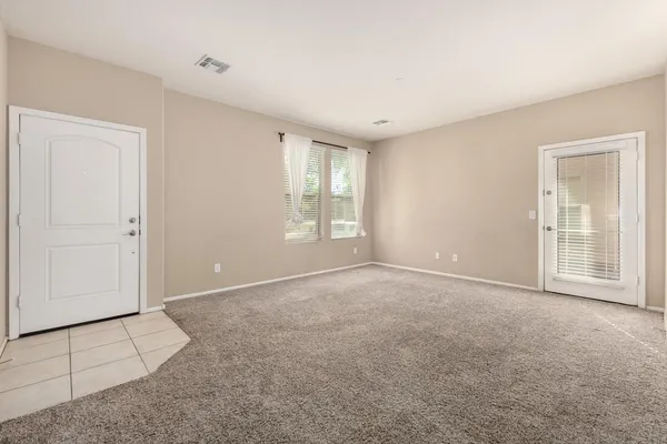 $2,545 | 7742 West Palm Lane, Phoenix, AZ 85035
