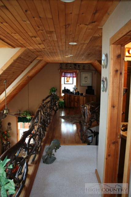 931 Skiview Road Seven Devils, NC 28604 - Photo 8 of 35 Gallery Image 8