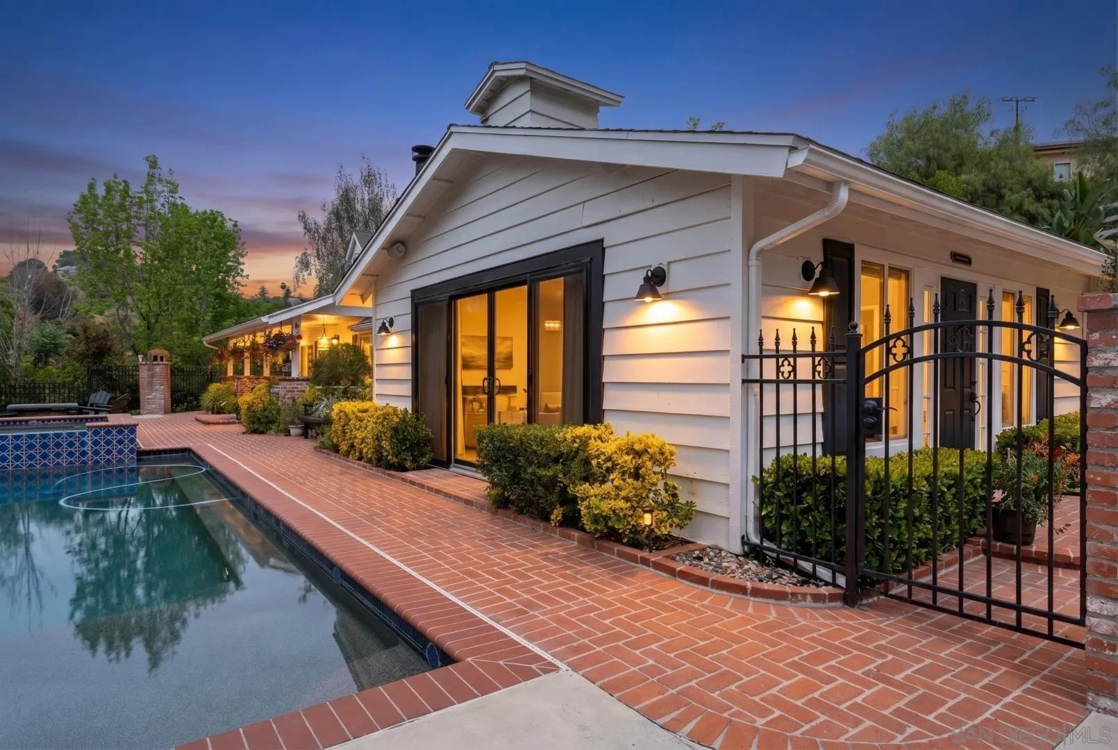 2422 Gird Road Fallbrook, CA 92028 - Photo 1 of 52 Gallery Image 1
