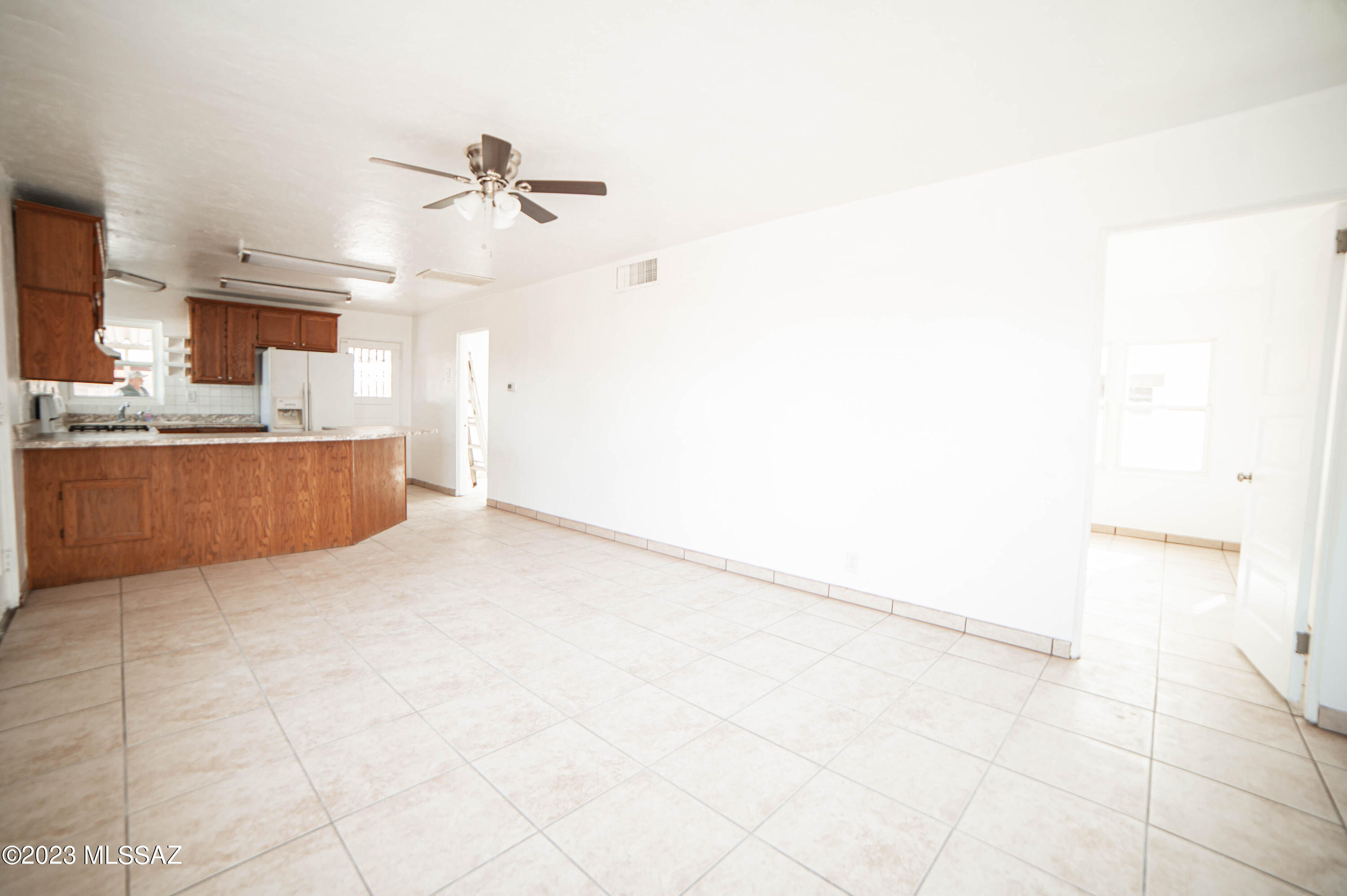 1040 East Prince Road Tucson, AZ 85719 - Photo 16 of 49 Gallery Image 16