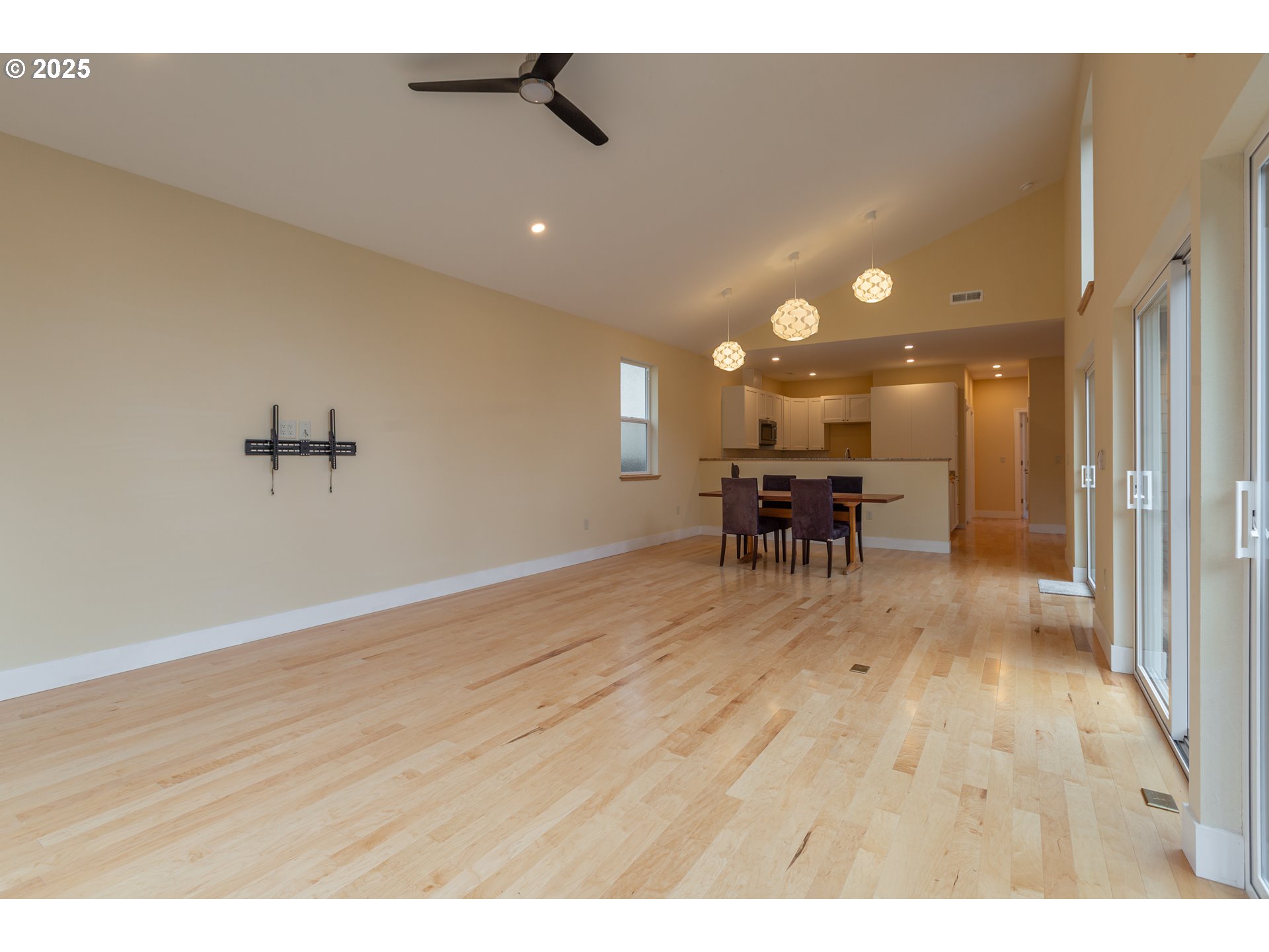 15427 Southeast River Road Oak Grove, OR 97267 - Photo 11 of 30 a view of a livingroom with furniture table and chairs
