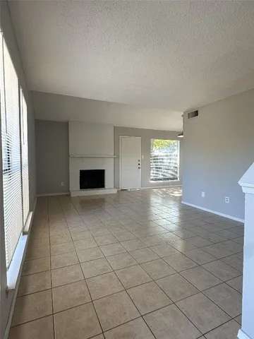 $1,425 | 4807 Putters Cove, Unit A, Austin, TX 78744