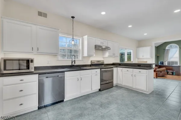 $699,000 | 81 Ridge Road, Hackettstown, NJ 07840