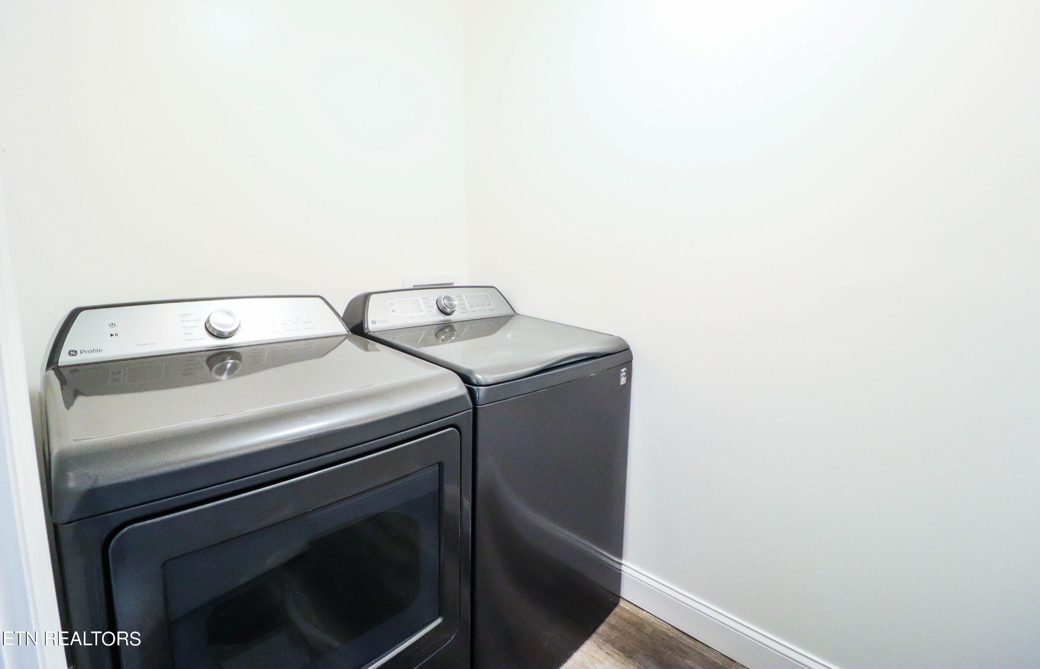 706 Florida Avenue Oak Ridge, TN 37830 - Photo 11 of 24