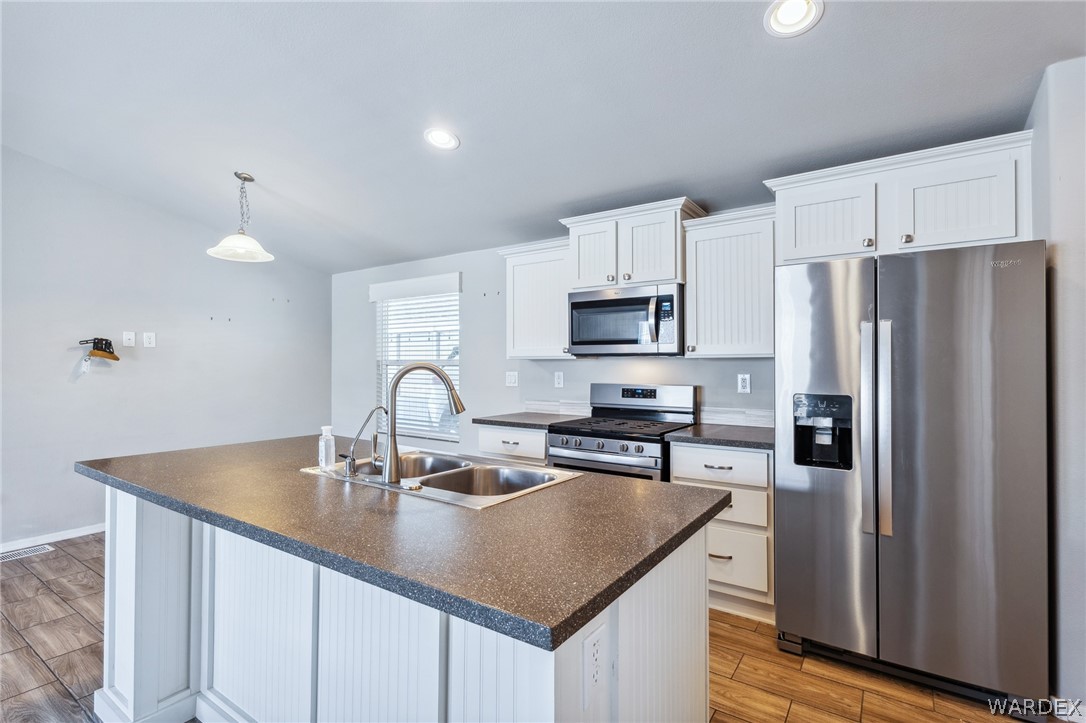 1545 East El Rodeo Road, Unit 151 Fort Mohave, AZ 86426 - Photo 13 of 55 Kitchen