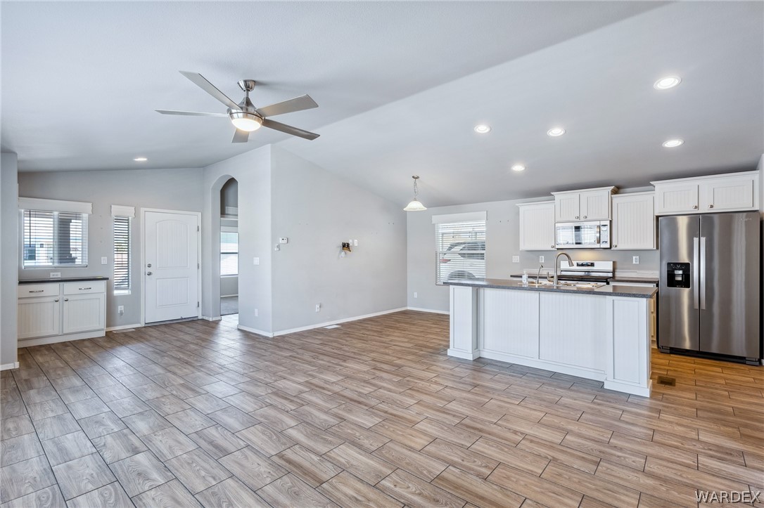 1545 East El Rodeo Road, Unit 151 Fort Mohave, AZ 86426 - Photo 8 of 55 Kitchen