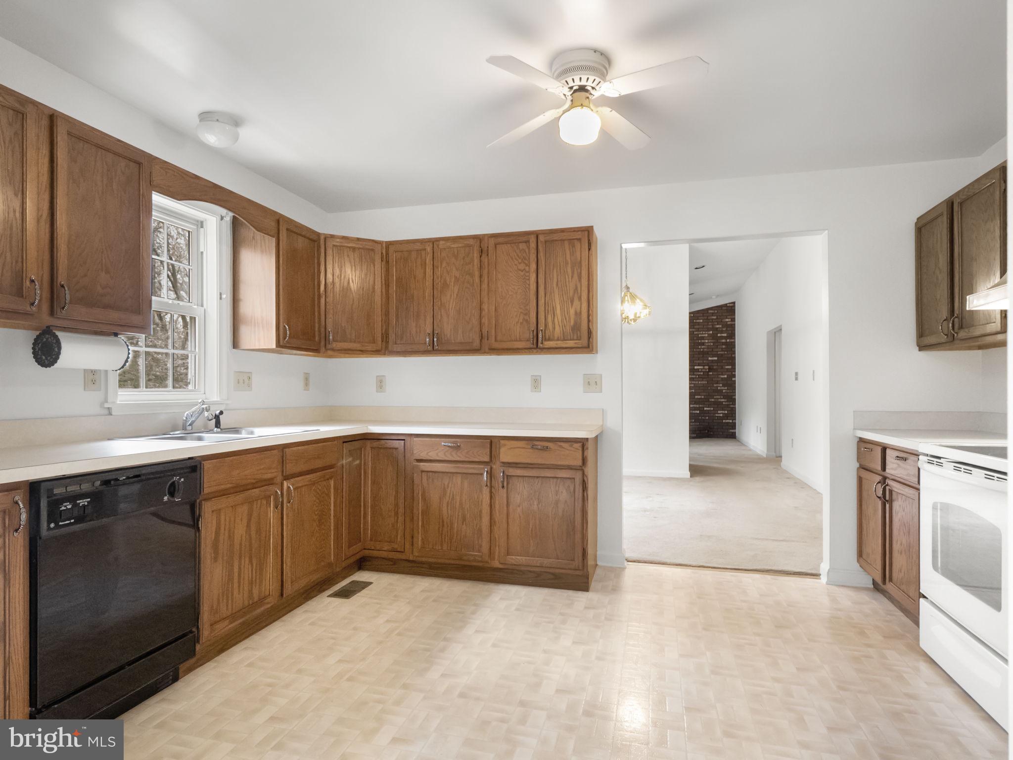 10845 Mt Victoria Road Newburg, MD 20664 - Photo 3 of 32 Gallery Image 3