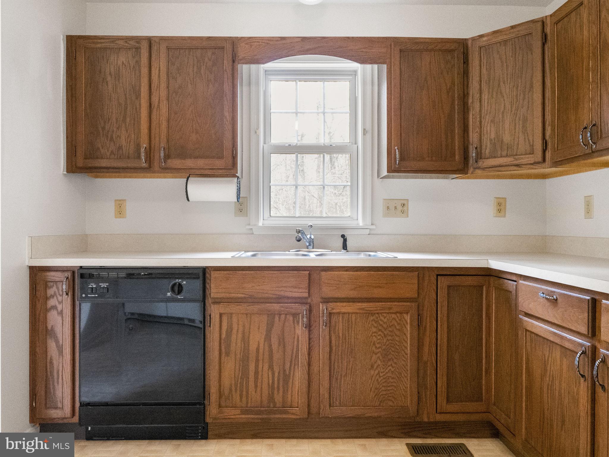 10845 Mt Victoria Road Newburg, MD 20664 - Photo 4 of 32 Gallery Image 4