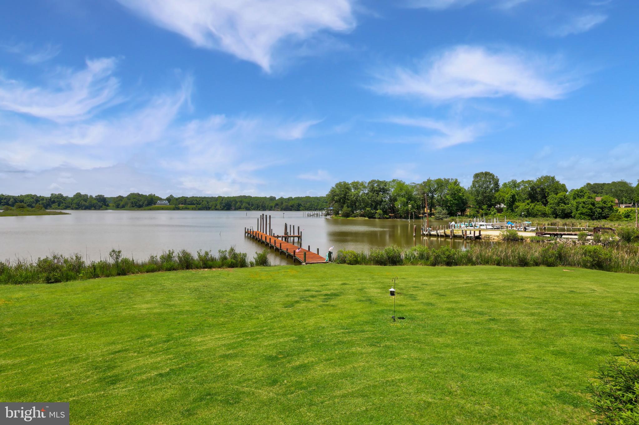 20345 Ridge Road Colonial Beach, VA 22443 - Photo 3 of 80 Your backyard to your own dock