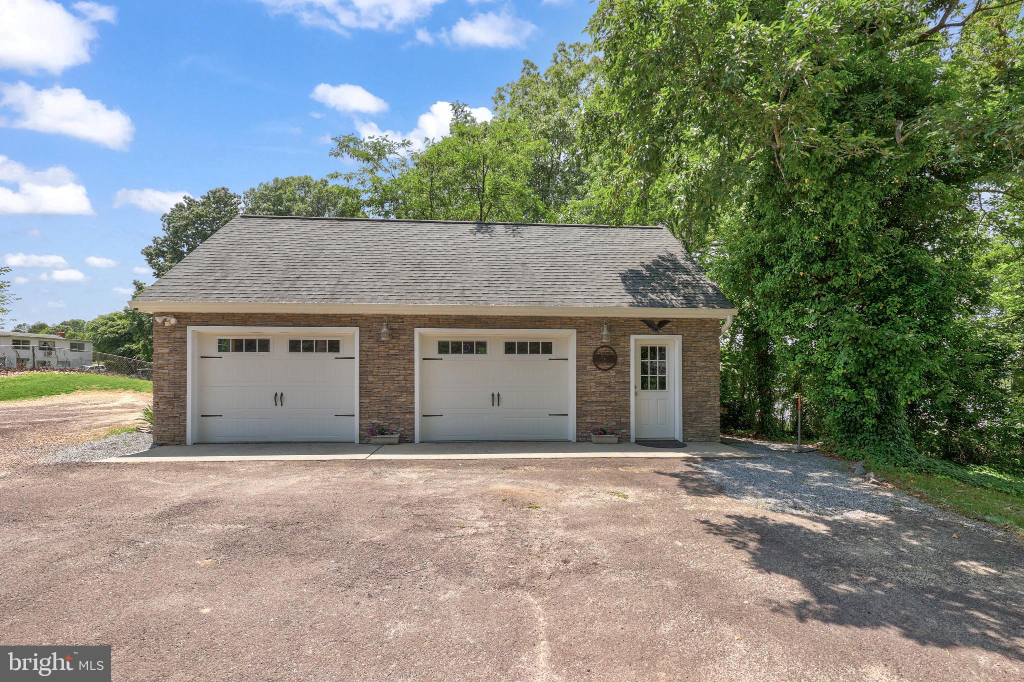 20345 Ridge Road Colonial Beach, VA 22443 - Photo 45 of 80 Two car oversized garage