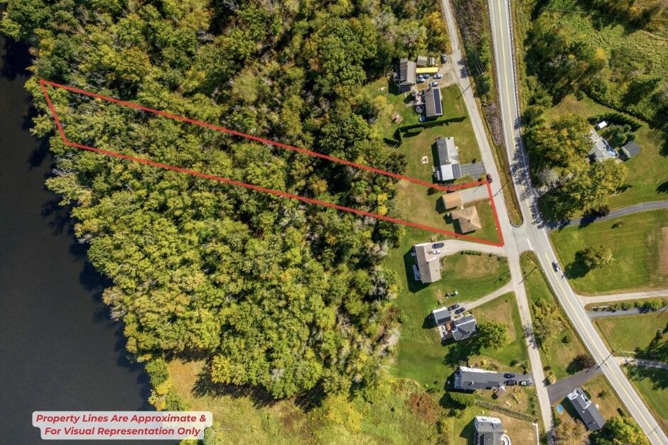 Property Lines Are Approximate & For Vis