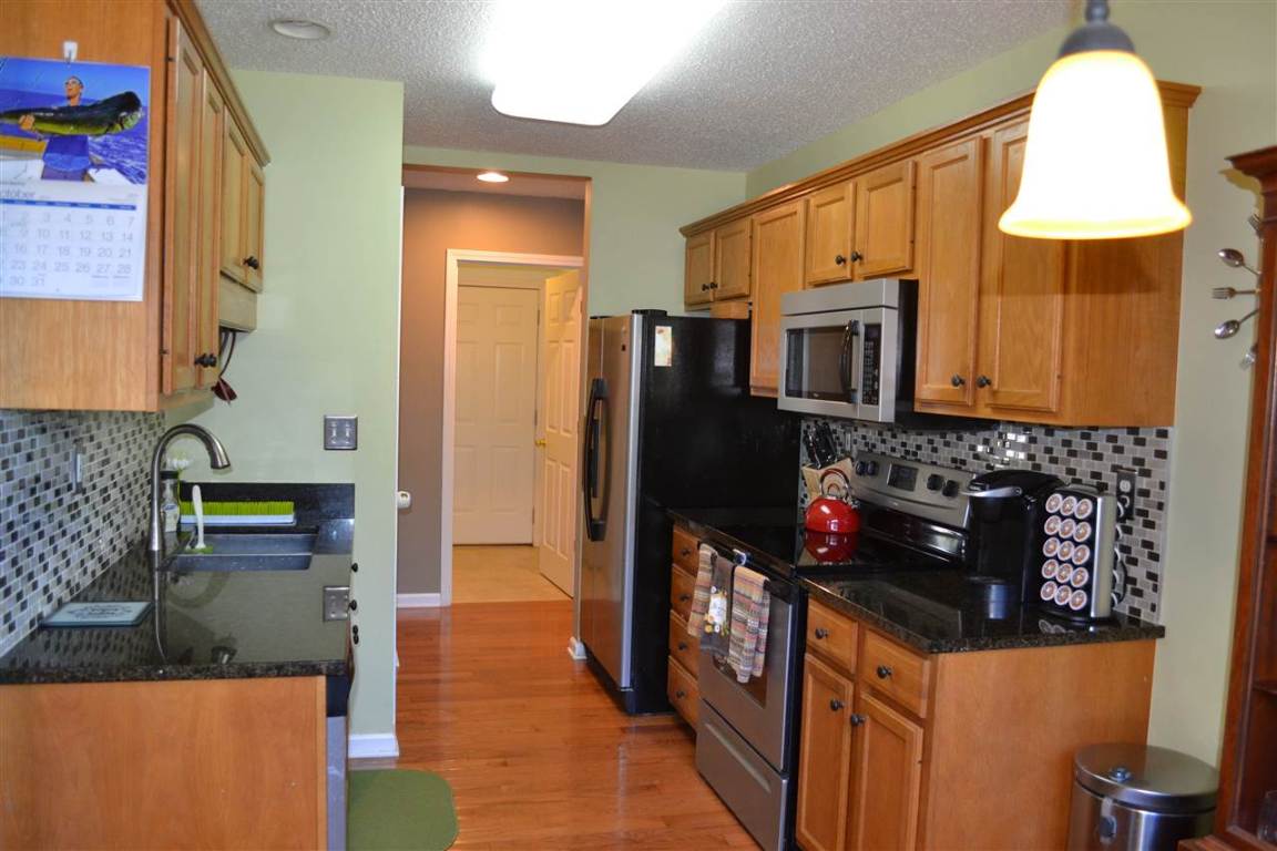 434 Chetola Road Seneca, SC 29672 - Photo 5 of 23 Gallery Image 5