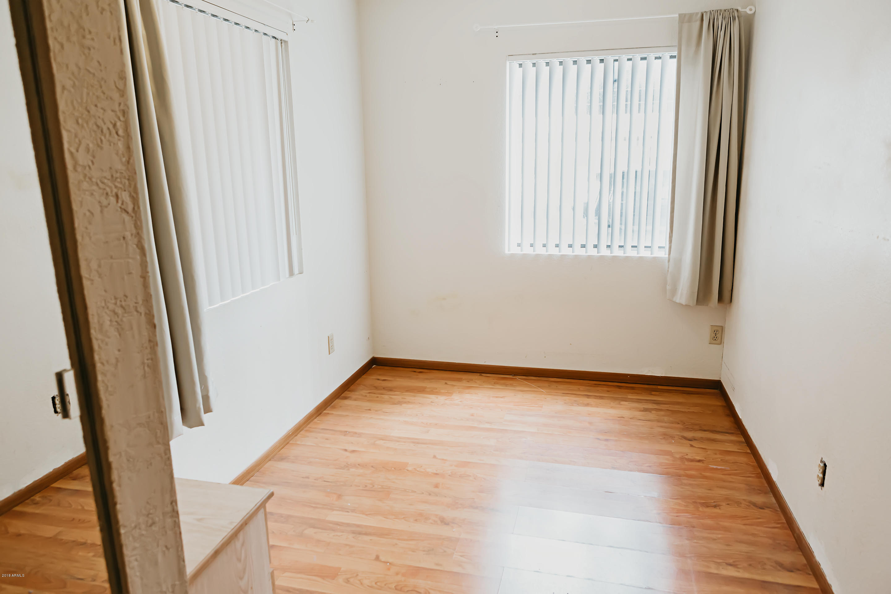 17 East Ruth Avenue, Unit 107 Phoenix, AZ 85020 - Photo 10 of 21 Bedroom 1