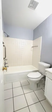 $1,225 | 38255 Fairway Court, Unit 77B, Clinton Township, MI 48038