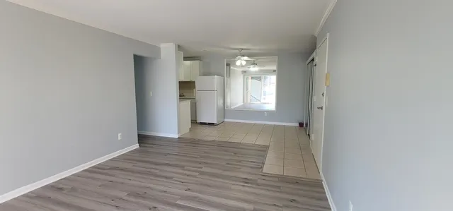 $1,225 | 38255 Fairway Court, Unit 77B, Clinton Township, MI 48038