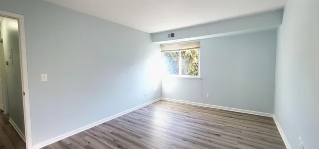 $1,225 | 38255 Fairway Court, Unit 77B, Clinton Township, MI 48038