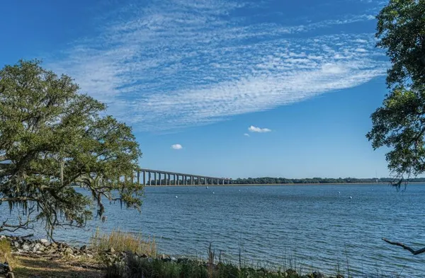 $687,000 | 130 River Landing Drive, Unit 8301, Daniel Island, SC 29492