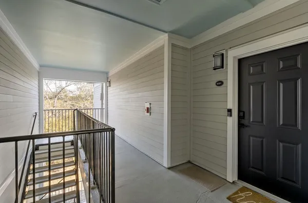 $687,000 | 130 River Landing Drive, Unit 8301, Daniel Island, SC 29492