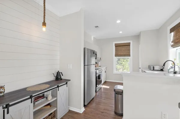 $687,000 | 130 River Landing Drive, Unit 8301, Daniel Island, SC 29492