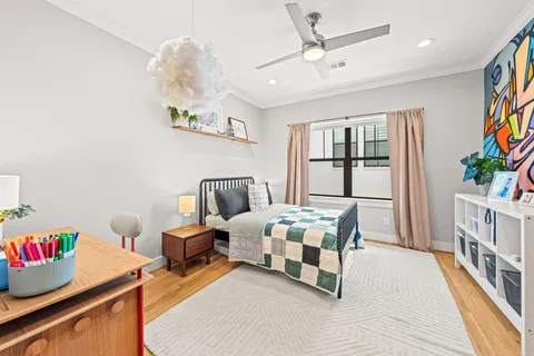 $1,350,000 | 1013 Martin Street, Houston, TX 77018