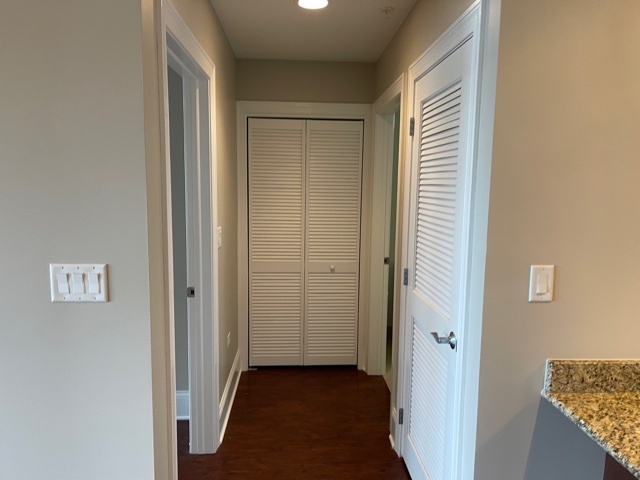 728 North Diamond Lake Road, Unit 205 Mundelein, IL 60060 - Photo 14 of 19 a view of a hallway with elevator