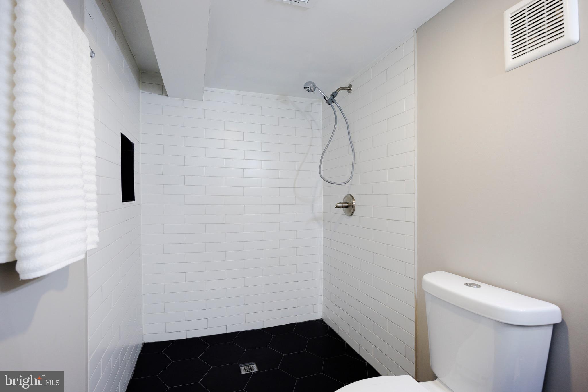 202 Baden Street Silver Spring, MD 20901 - Photo 40 of 52