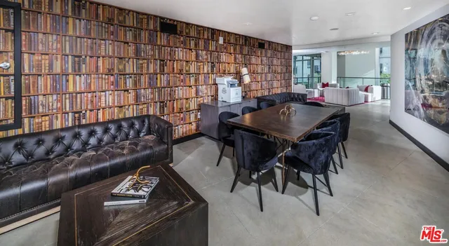 $4,138 | 950 East 3rd Street, Unit 2407, Los Angeles, CA 90013