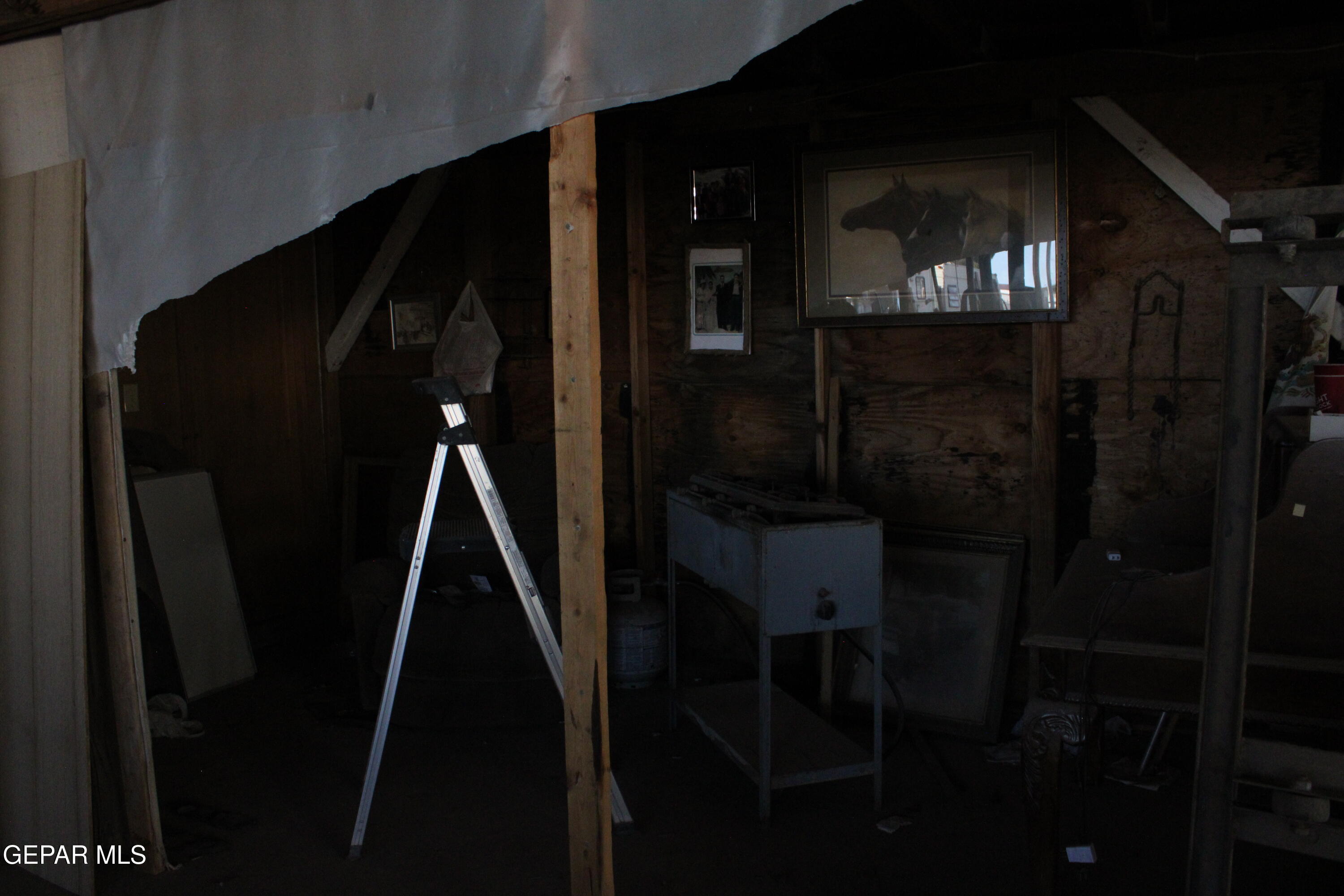 541 E Road El Paso, TX 79915 - Photo 13 of 35 Commercial 7