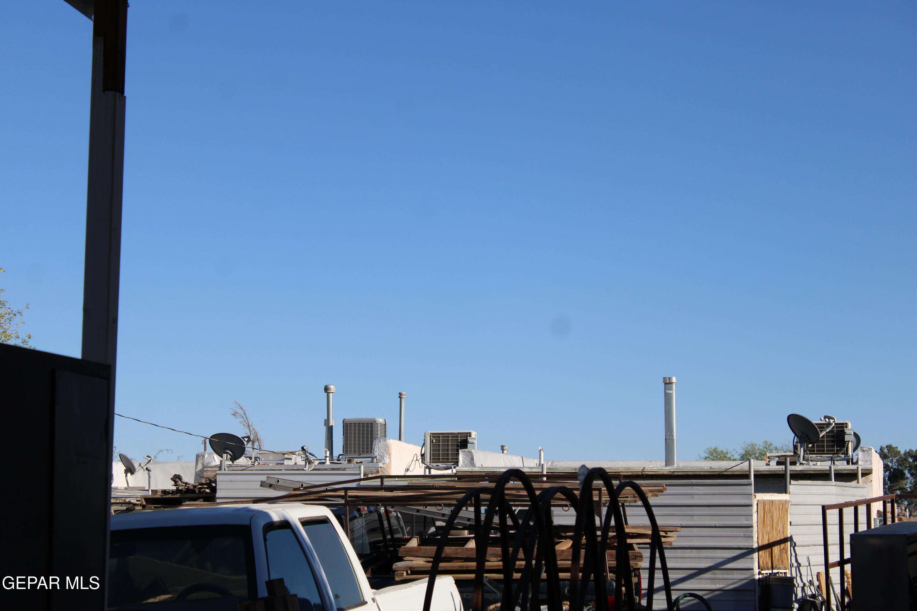 541 E Road El Paso, TX 79915 - Photo 35 of 35 Residential Refrigerated air