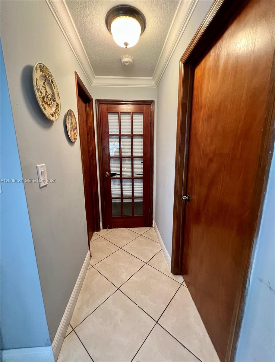 3610 Southwest 113th Place Miami, FL 33165 - Photo 10 of 49