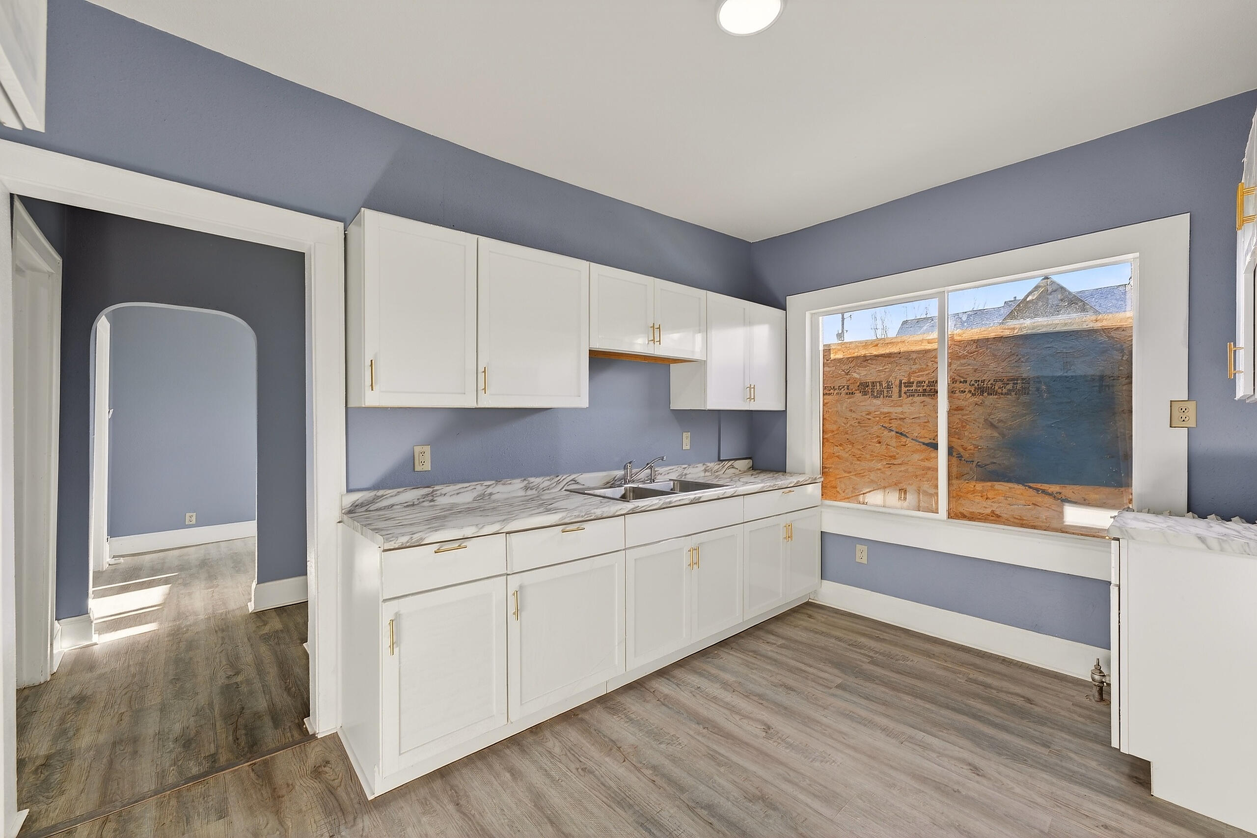 2939 North 13th Street Milwaukee, WI 53206 - Photo 27 of 43 Kitchen Lower