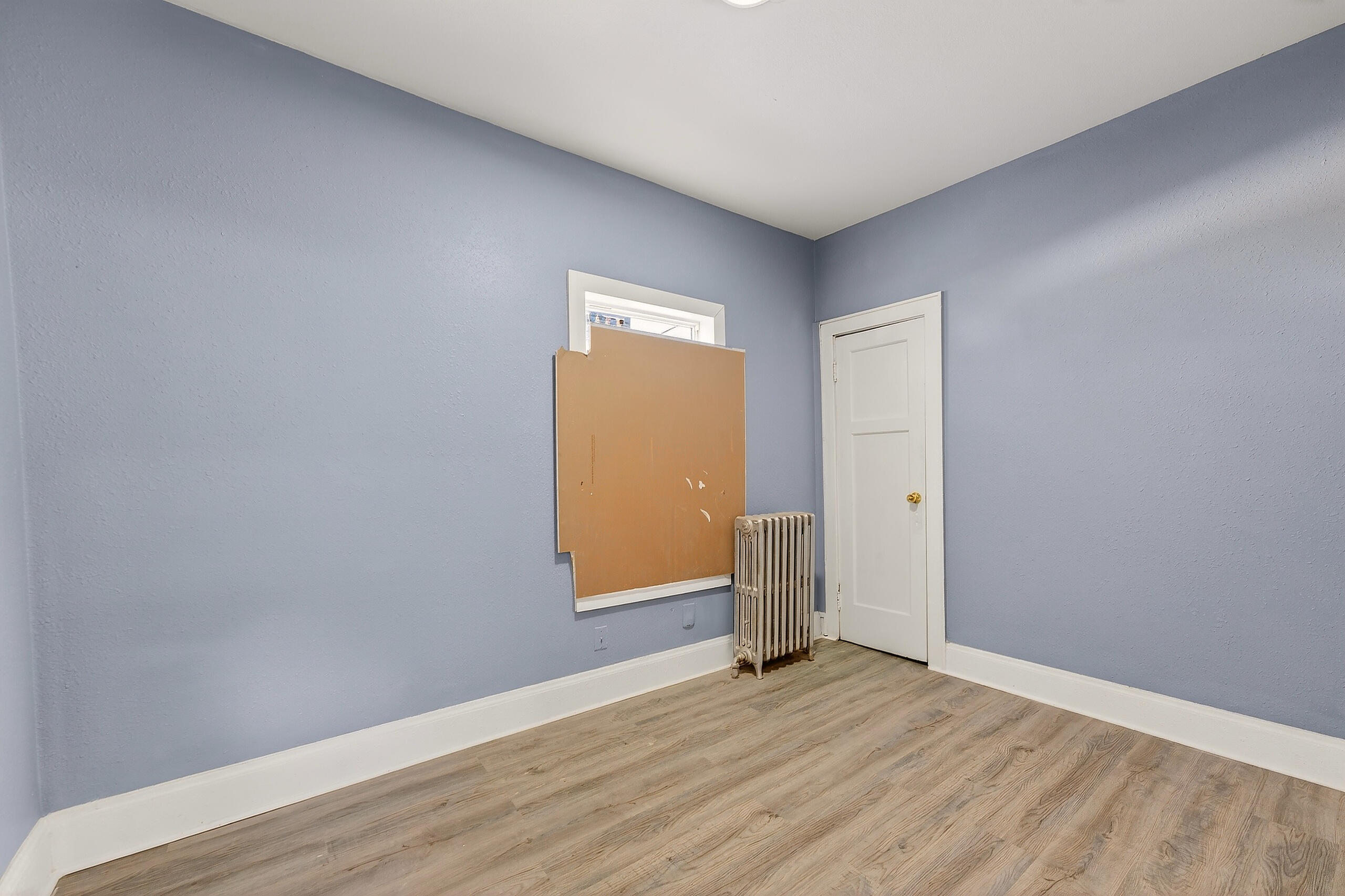 2939 North 13th Street Milwaukee, WI 53206 - Photo 33 of 43 Master Bedroom Lower