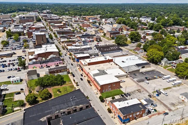 $475,000 | 511 East Main Street, Belleville, IL 62220