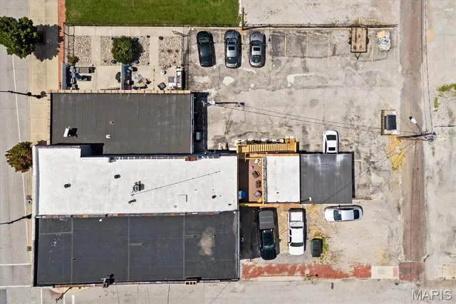 $475,000 | 511 East Main Street, Belleville, IL 62220