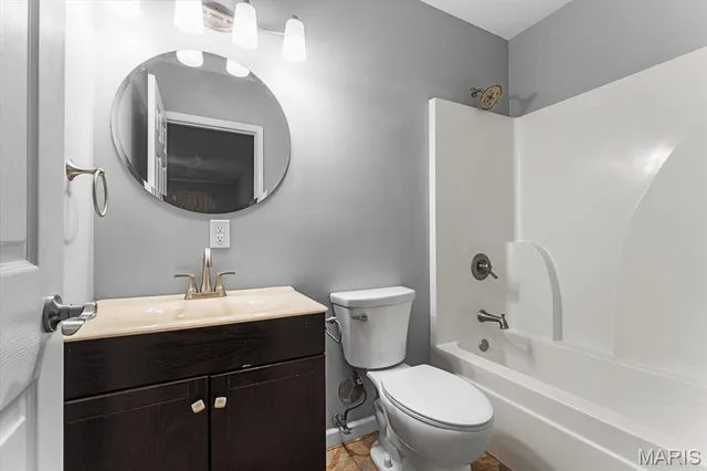 $475,000 | 511 East Main Street, Belleville, IL 62220