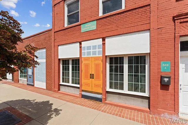 $475,000 | 511 East Main Street, Belleville, IL 62220