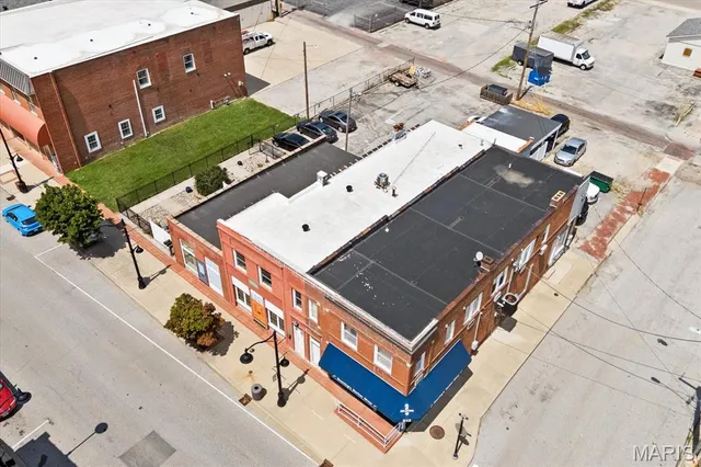 $475,000 | 511 East Main Street, Belleville, IL 62220