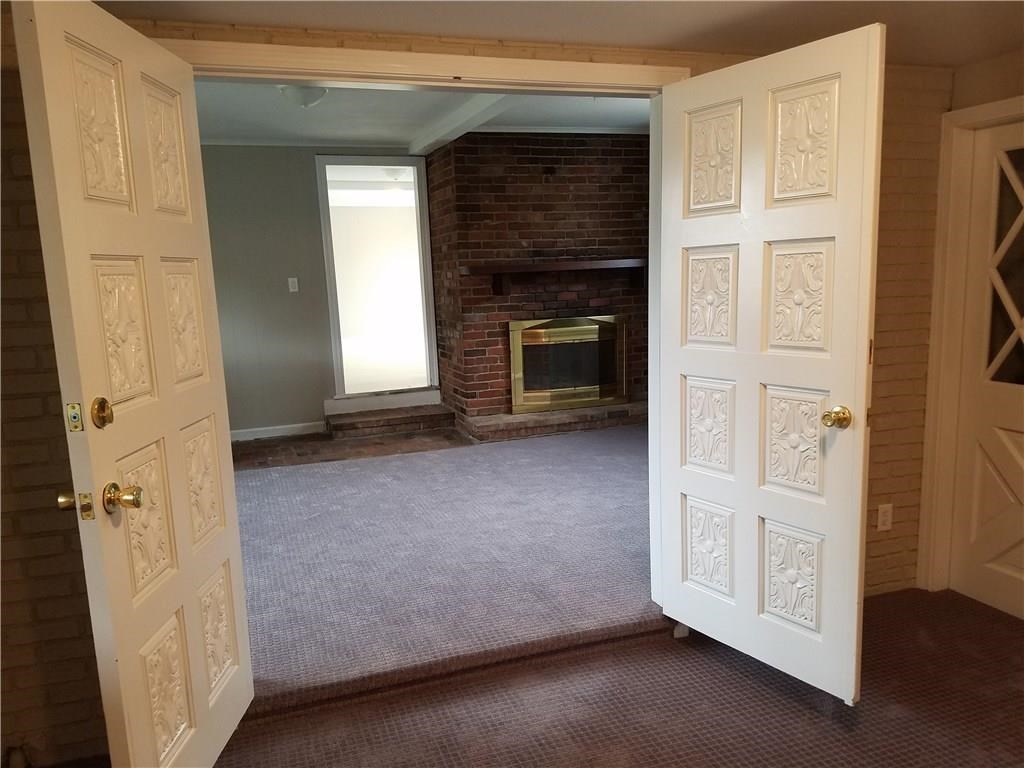 64 Hilton Road Warwick, RI 02889 - Photo 4 of 26