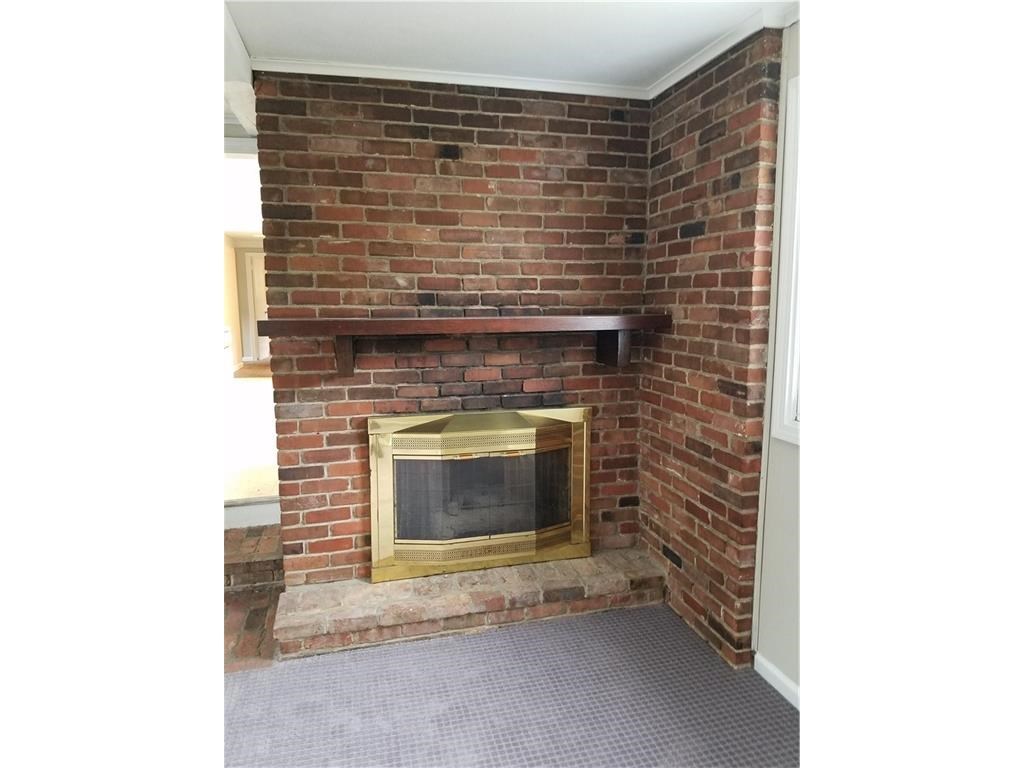64 Hilton Road Warwick, RI 02889 - Photo 6 of 26