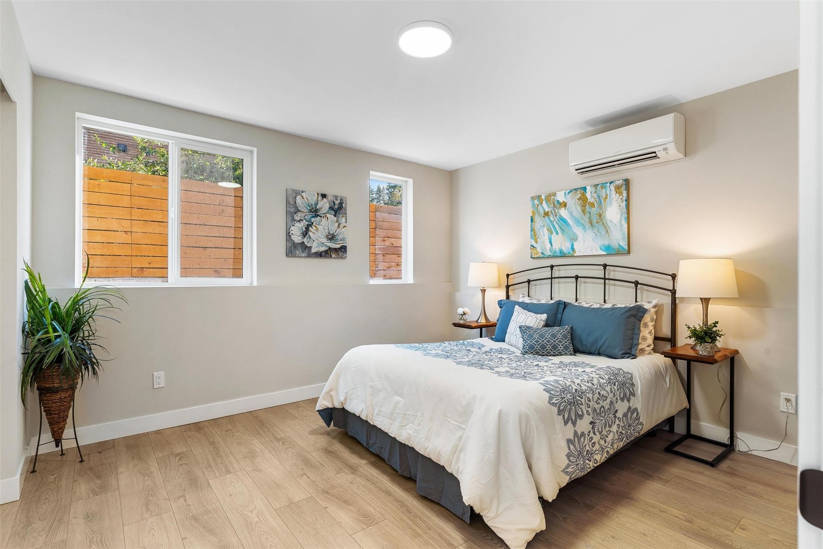 7144 47th Avenue Southwest Seattle, WA 98136 - Photo 14 of 29