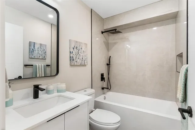 $775,000 | 7144 47th Avenue Southwest, Seattle, WA 98136