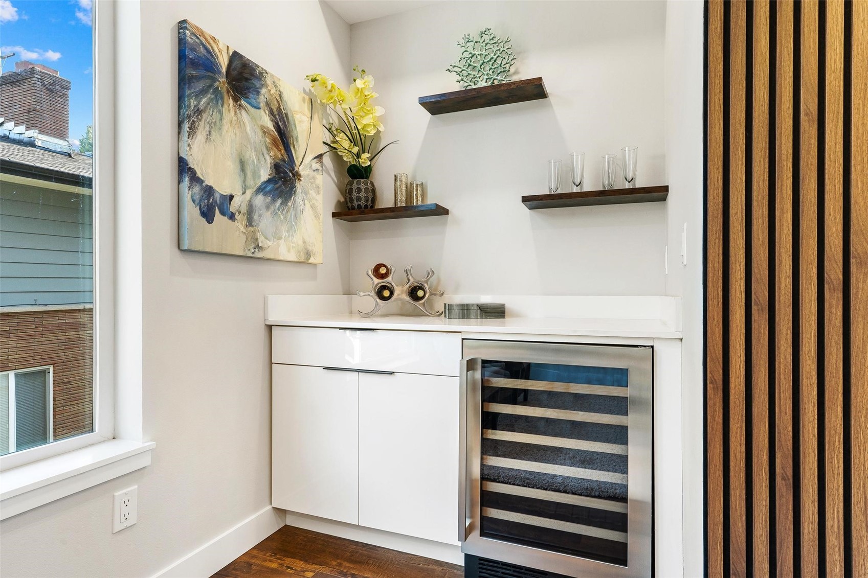 7144 47th Avenue Southwest Seattle, WA 98136 - Photo 6 of 29