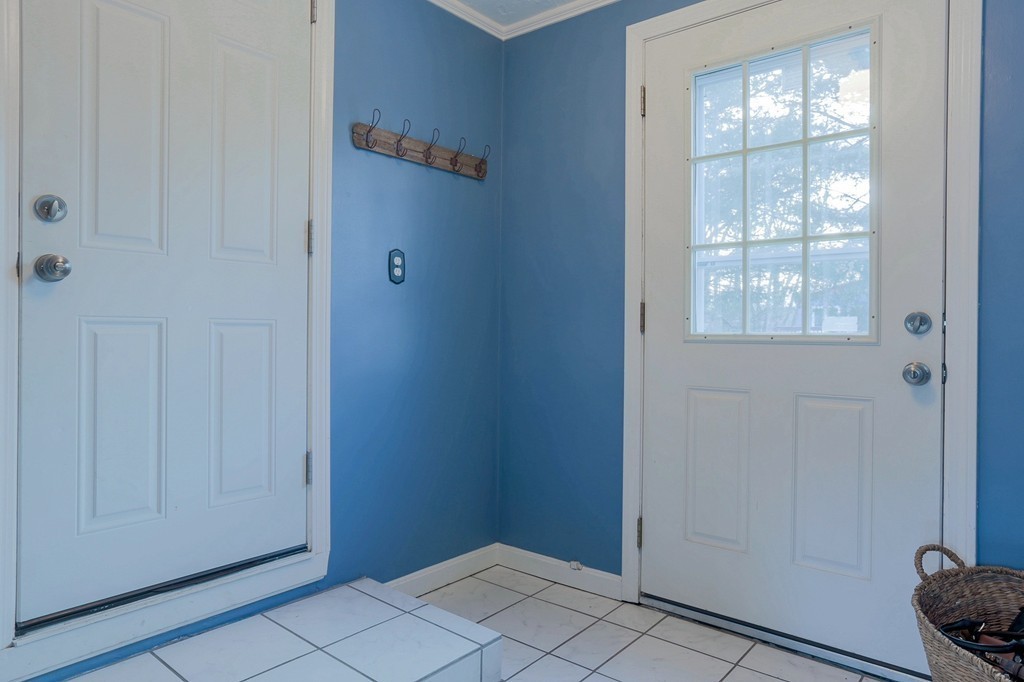 130 Lodi Road Marlborough, MA 01752 - Photo 11 of 26 Gallery Image 11