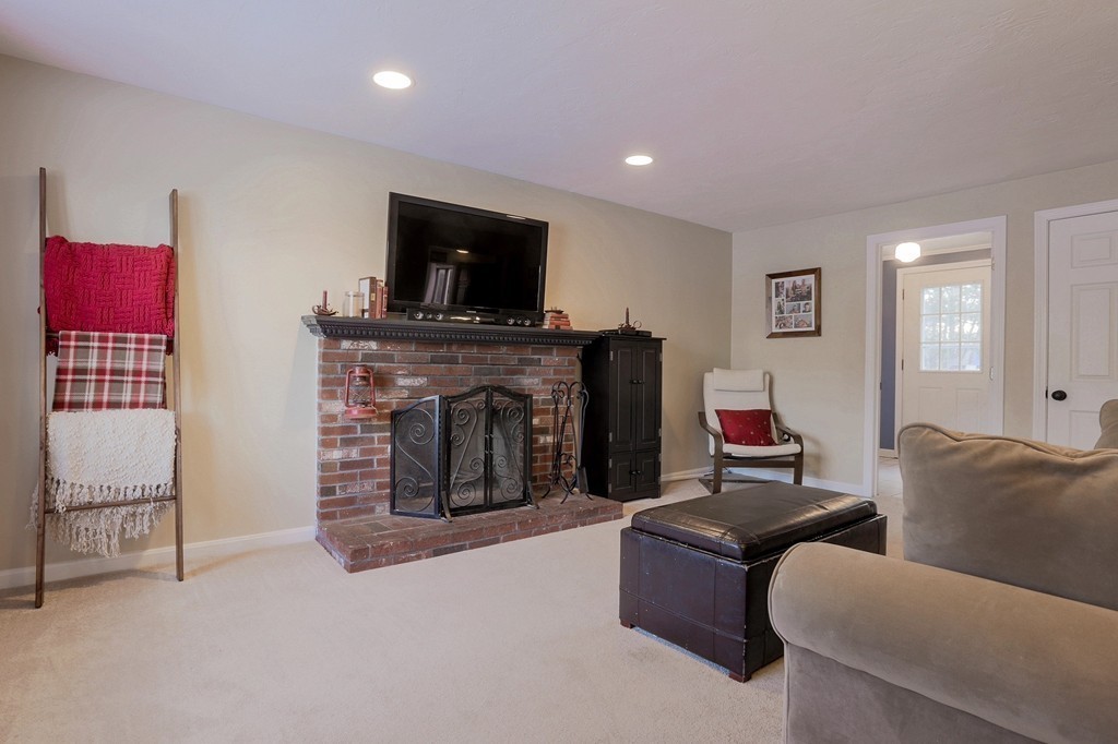 130 Lodi Road Marlborough, MA 01752 - Photo 10 of 26 Gallery Image 10