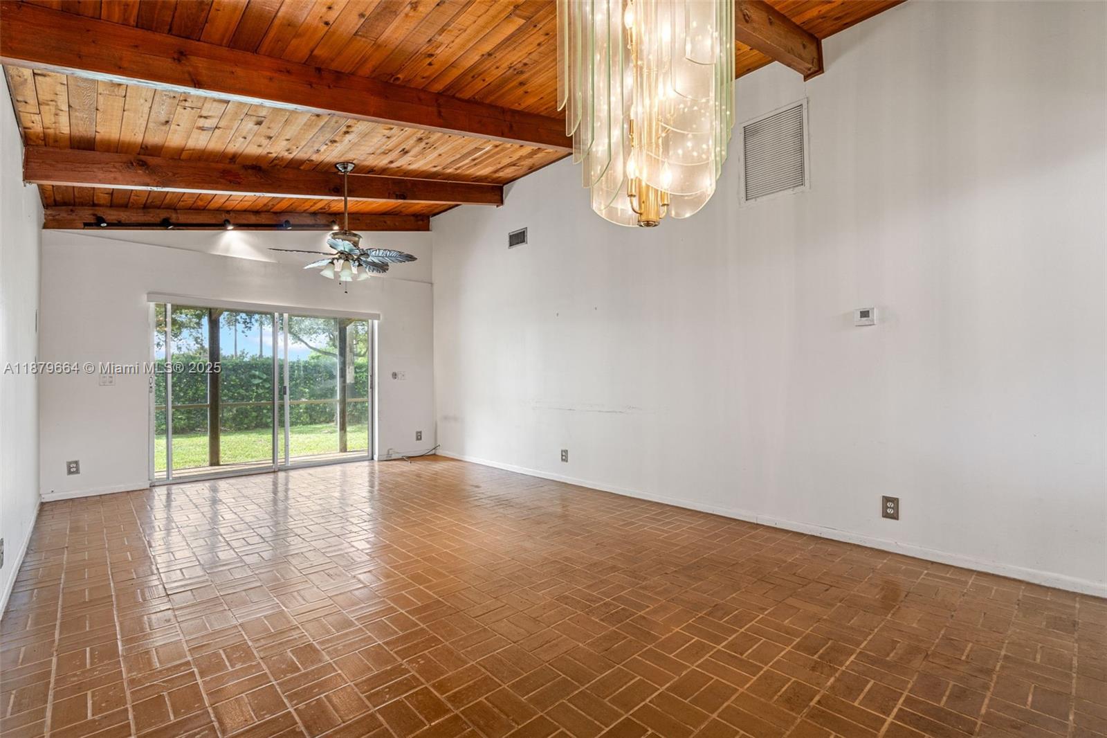 140 Fox Road, Unit 346 Hollywood, FL 33024 - Photo 11 of 39 Gallery Image 11