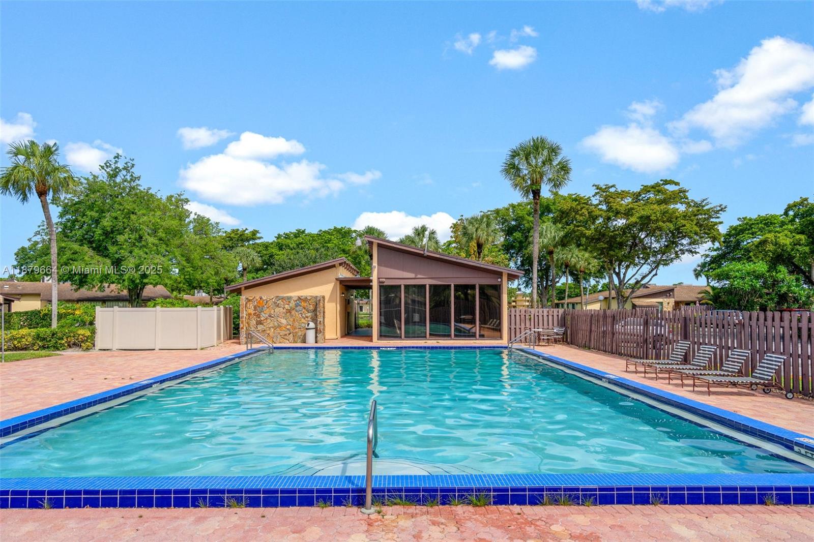 140 Fox Road, Unit 346 Hollywood, FL 33024 - Photo 35 of 39 Gallery Image 35